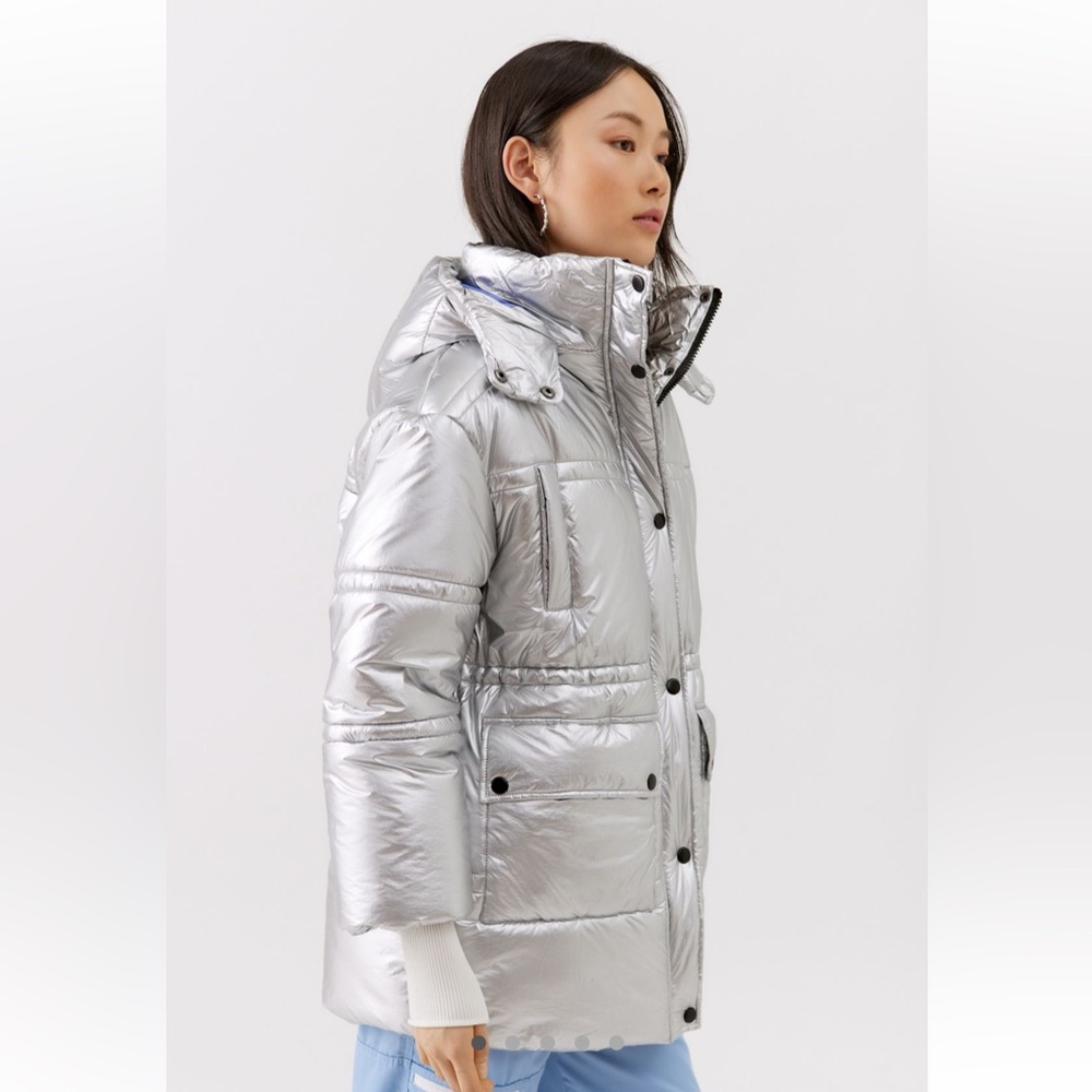 Urban outfitters Alice puffer jacket size: L